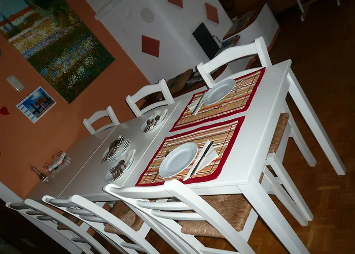 Haus Luca Seeblick Guest house Portschach am Woerthersee